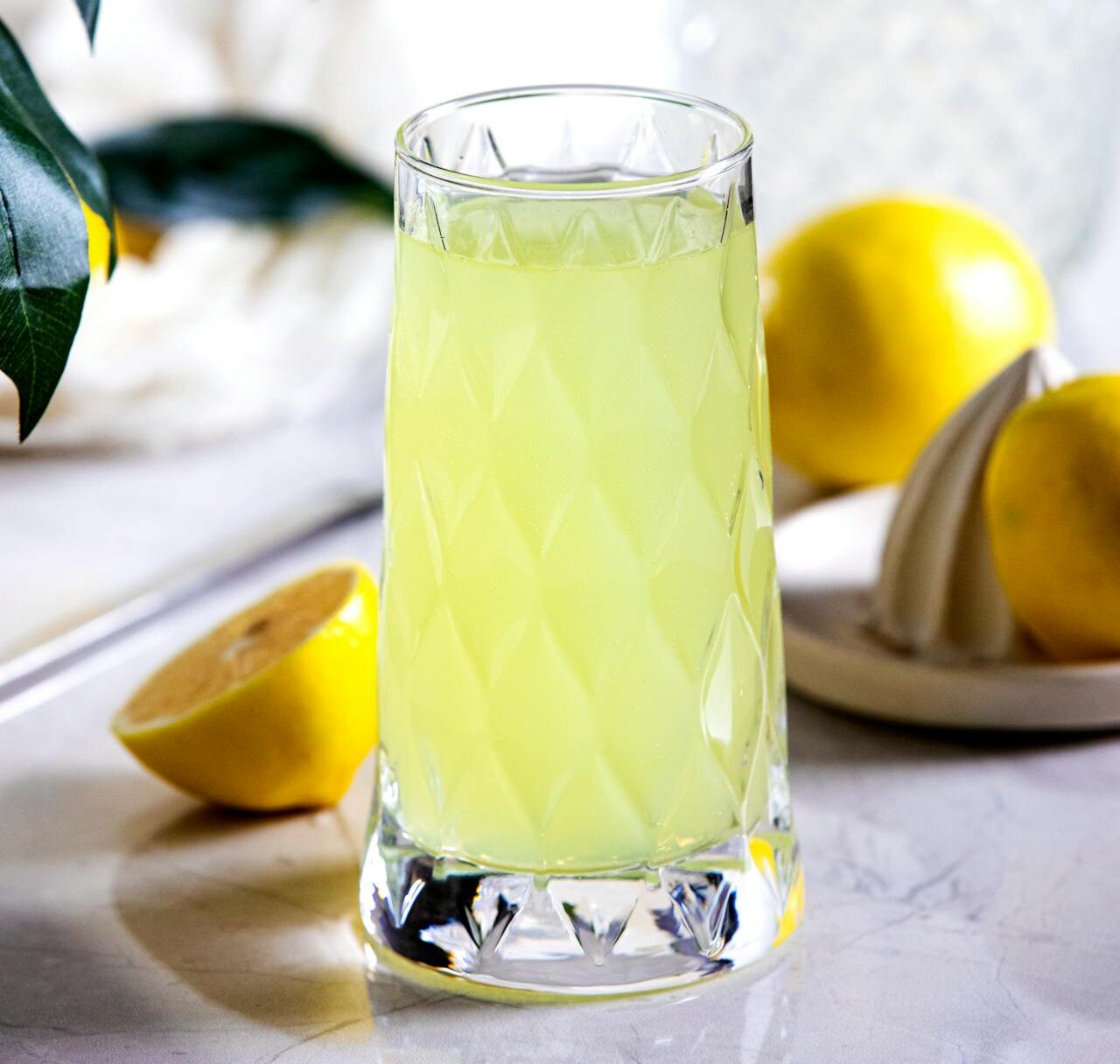 Refreshing American lemonade recipe